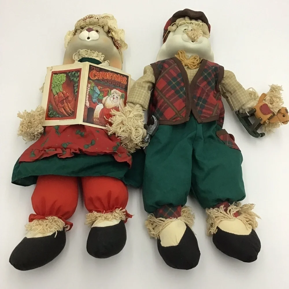 House of Lloyd Grandpa and Grandma Lloyd Christmas Dolls - Picture 2 of 7